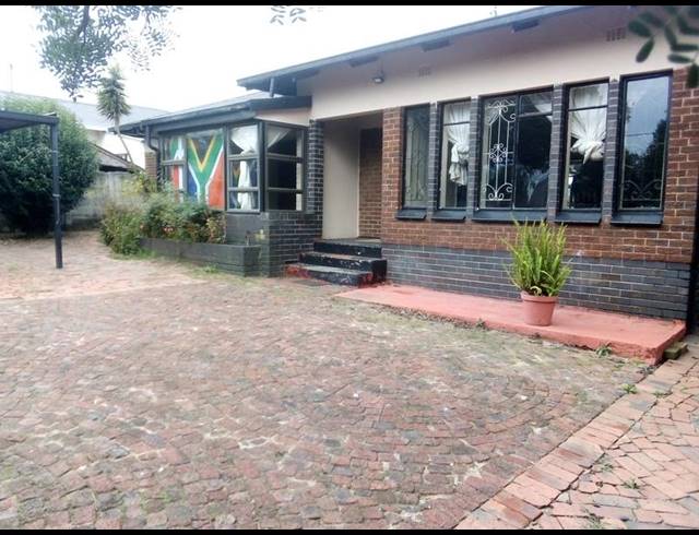 3 BEDROOM HOUSE FOR SALE IN HOMESTEAD